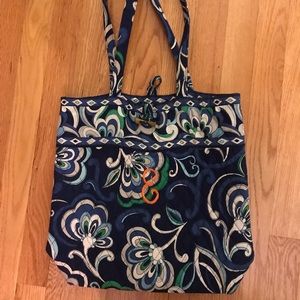 Vera Bradley embroidered E bag